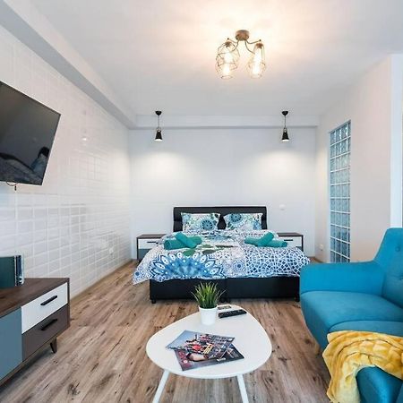 New Era Studio Near Old Town บูคาเรสต์ ภายนอก รูปภาพ