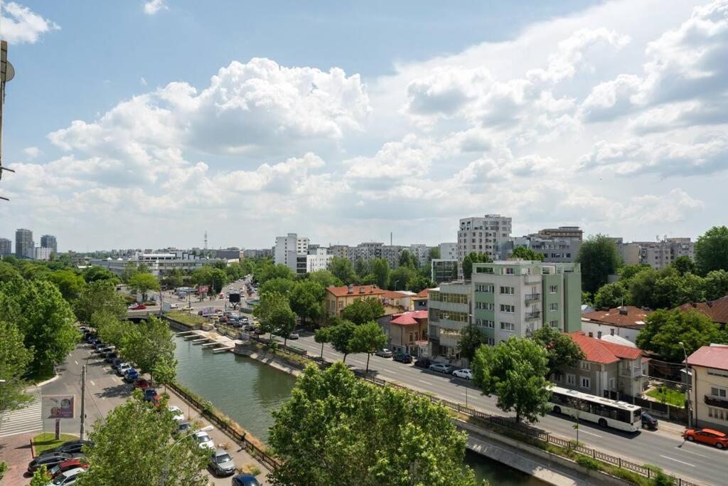 New Era Studio Near Old Town บูคาเรสต์ ภายนอก รูปภาพ