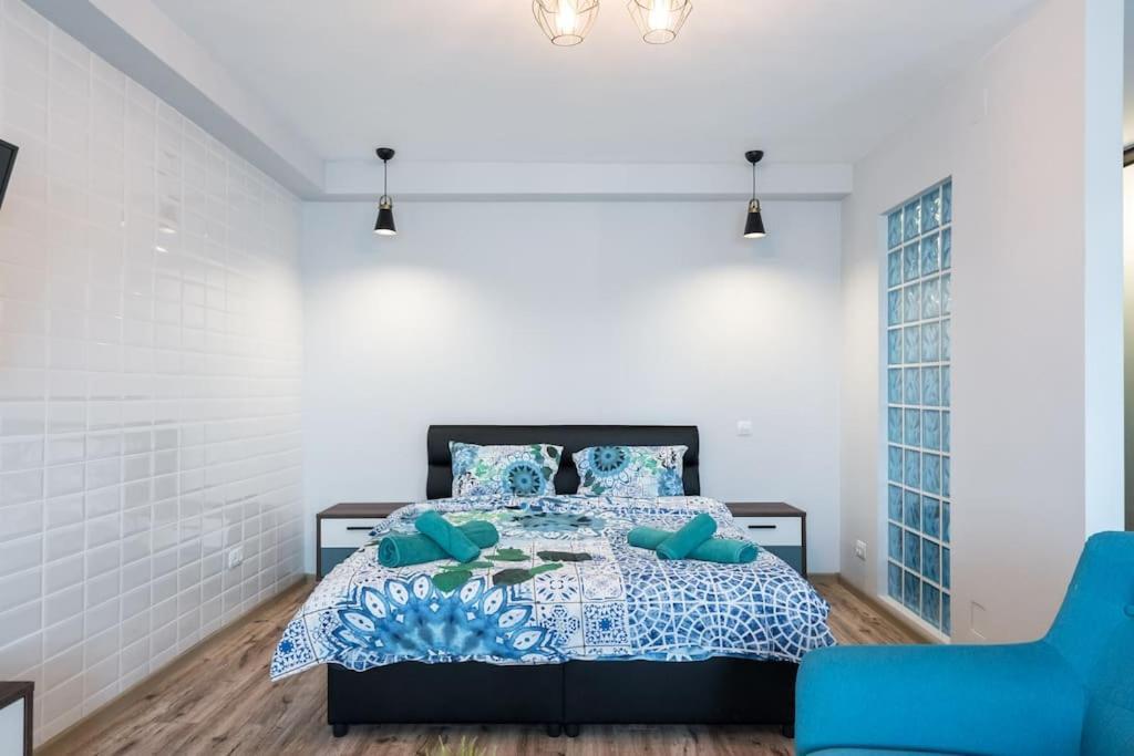 New Era Studio Near Old Town บูคาเรสต์ ภายนอก รูปภาพ